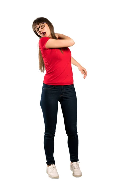 Ganzkörperaufnahme Einer Frau Mit Brille Die Schmerzen Der Schulter Hat — Stockfoto