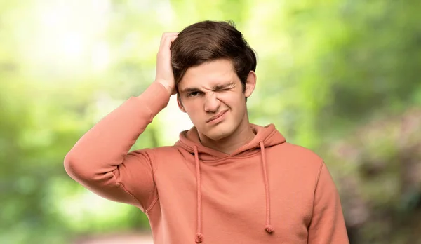 Teenager Man Sweatshirt Expression Frustration Understanding Outdoors — Stock Photo, Image