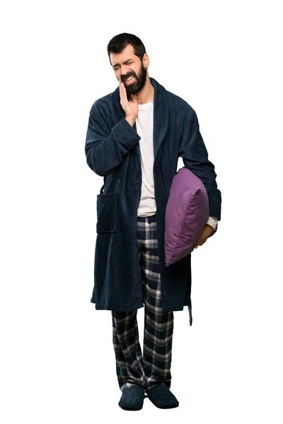 Mannen Med Skägg Pyjamas Med Tandvärk Över Isolerade Vit Bakgrund — Stockfoto