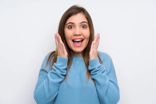 Chica Joven Con Suéter Azul Con Expresión Facial Sorpresa —  Fotos de Stock