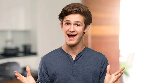 Teenager Man Shocked Facial Expression Indoors — Stock Photo, Image
