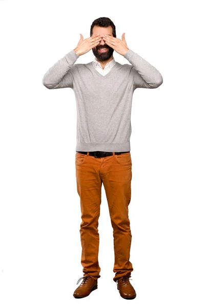 Hombre Guapo Cubriendo Los Ojos Con Las Manos Sobre Fondo — Foto de Stock