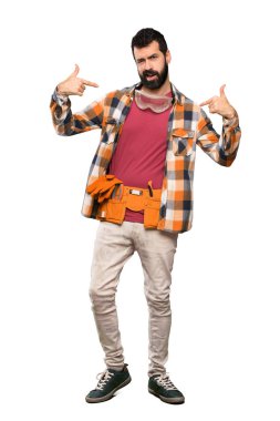 Esnaf adam gurur ve kendini beğenmiş izole beyaz arka plan üzerinde