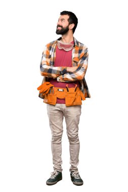 Esnaf adam izole beyaz arka plan üzerinde gülümseyen ararken