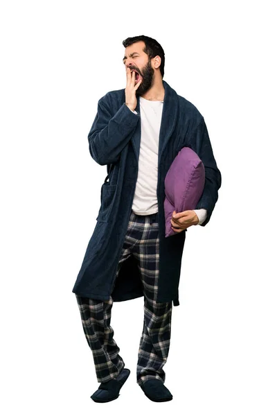 Erkek Pijama Içinde Sakal Ile Esneme Geniş Açık Ağız Kapsayan — Stok fotoğraf