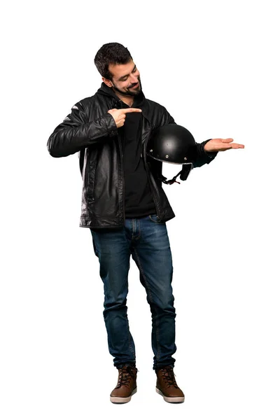 Full Length Scatto Biker Uomo Possesso Copyspace Immaginario Sul Palmo — Foto Stock