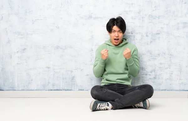 Asian Man Sitting Floor Frustrated Bad Situation — Stock Photo, Image