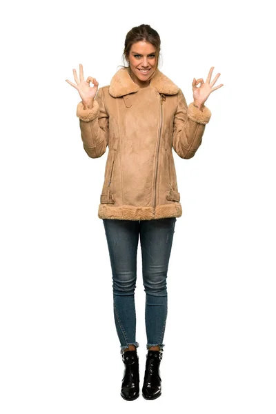 Full Length Shot Blonde Woman Coat Showing Sign Fingers Isolated — Stock Photo, Image