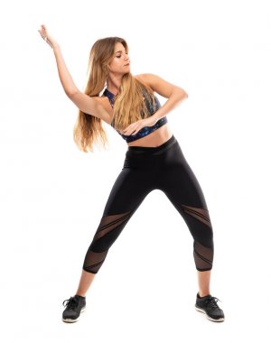 İzole beyaz arka plan üzerinde balerin dans