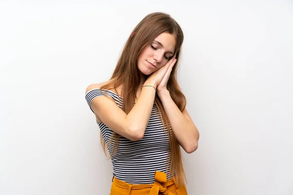 Giovane Donna Con Capelli Lunghi Oltre Isolato Muro Bianco Rendendo — Foto Stock