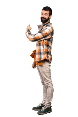 Esnaf adam izole beyaz arka plan üzerinde geri işaret