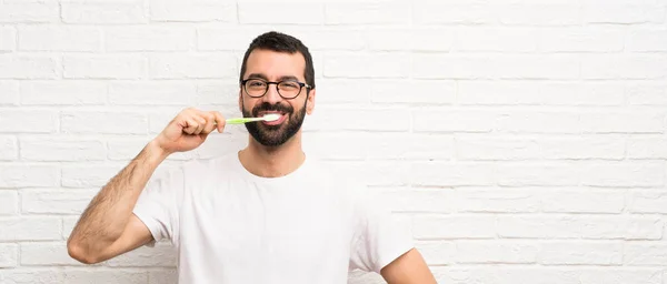 Man Beard Brushing Teeth — Stock Photo, Image