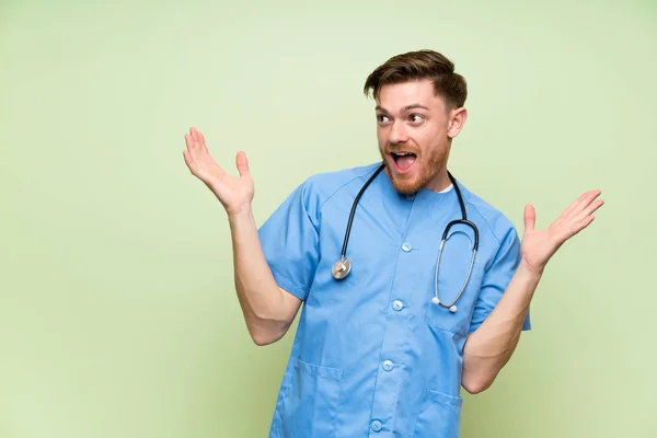 Surgeon Doctor Man Surprise Facial Expression — Stock Photo, Image