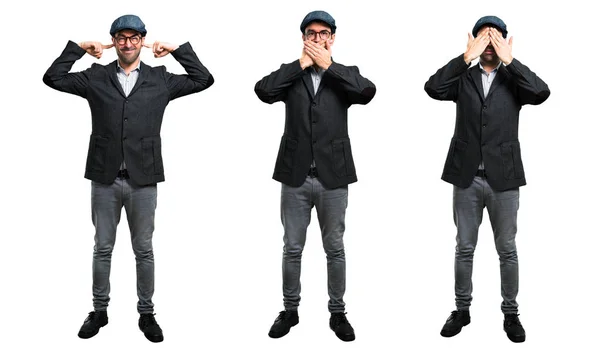 베레모와 안경을 입으로 덮는 잘 생긴 현대 남자의 세트 — 스톡 사진