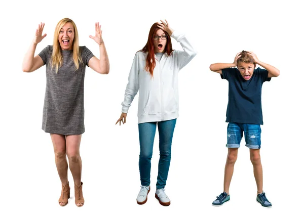 Grupo Niño Niña Mujer Rubia Mediana Edad Con Vestido Gris — Foto de Stock