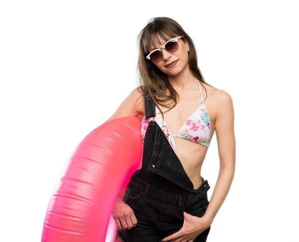 Mujer Joven Bikini Riendo Sobre Fondo Blanco Aislado — Foto de Stock