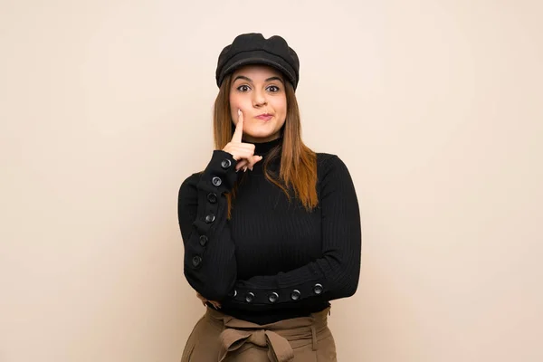 Mujer Moda Con Sombrero Mirando Frente —  Fotos de Stock