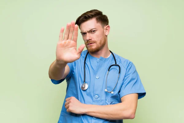 Cirurgião Médico Homem Fazendo Parar Gesto Com Mão — Fotografia de Stock