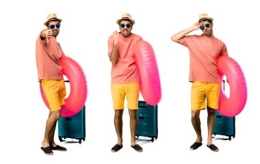 Onun yaz tatili sıkıntı şapka ve güneş gözlüğü ile Man Seti