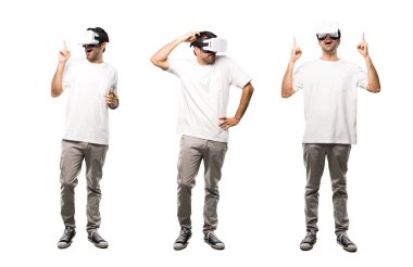 Şüphe ve thinkink sahip Vr gözlük kullanarak Man Seti