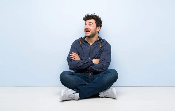 Young Man Sitting Floor Happy Smiling — Stock Photo, Image