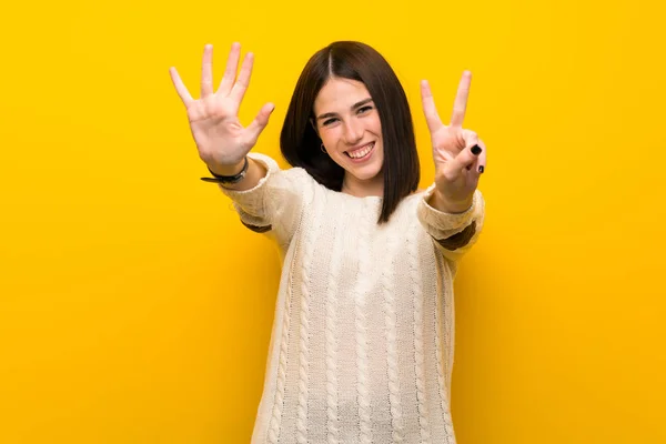 Young Woman Isolated Yellow Wall Counting Seven Fingers — Stock Photo, Image