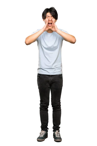 Tiro Completo Homem Asiático Com Camisa Azul Gritando Anunciando Algo — Fotografia de Stock