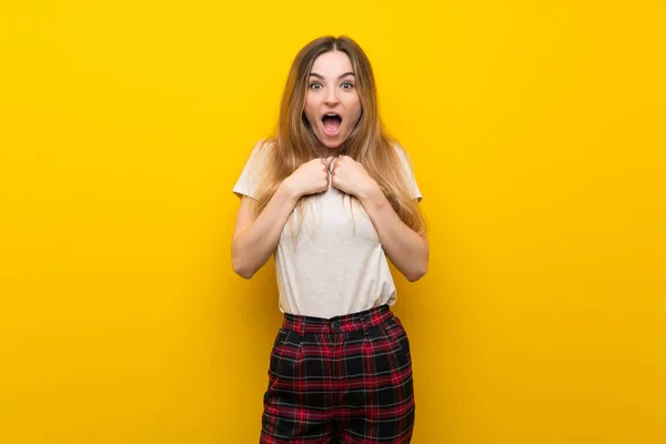 Young Woman Isolated Yellow Wall Celebrating Victory — Stock Photo, Image