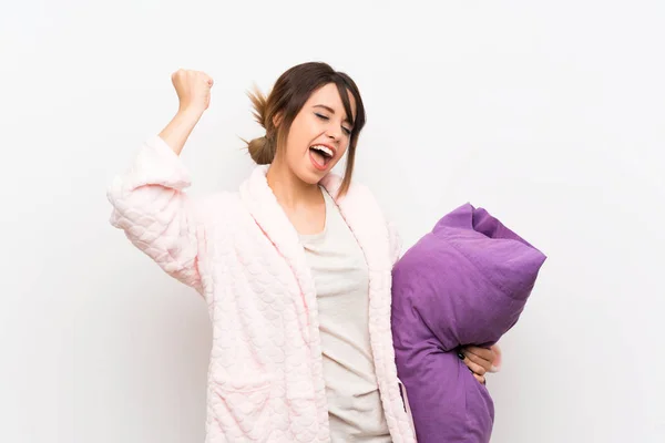 Mujer Joven Pijama Con Bata Celebrando Una Victoria —  Fotos de Stock