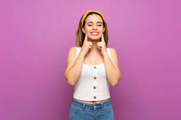 Pretty Young Woman Isolated Purple Wall Smiling Happy Pleasant Expression — Stock Photo, Image