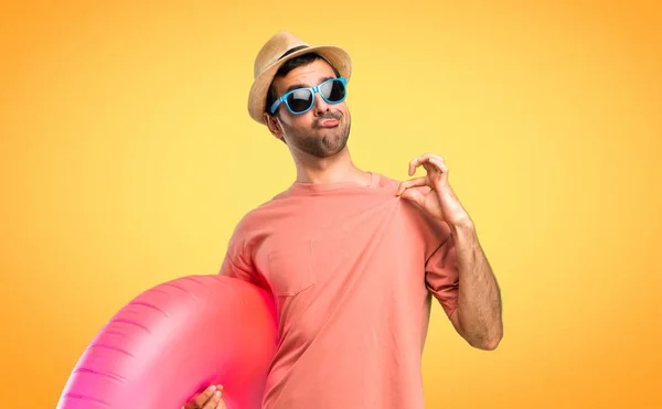 Man Met Hoed Zonnebril Zijn Zomervakantie Trots Zelf Tevreden Love — Stockfoto