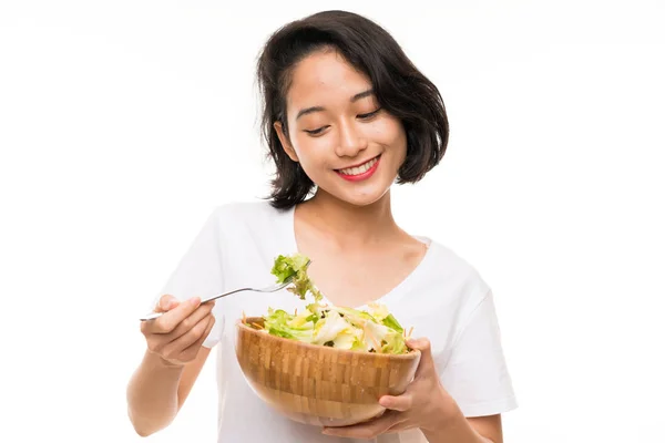 Azjatycka młoda kobieta na białym tle z sałatką — Zdjęcie stockowe