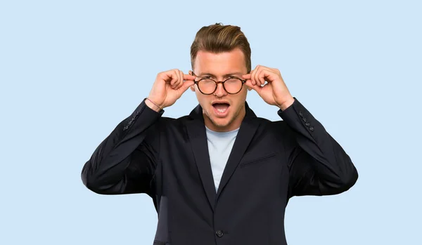 Blonde Handsome Man Glasses Surprised — Stock Photo, Image