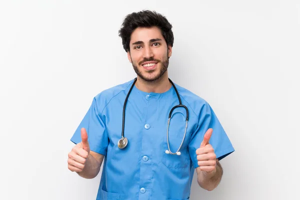 Medico Chirurgo Uomo Oltre Isolato Muro Bianco Dando Pollice Gesto — Foto Stock