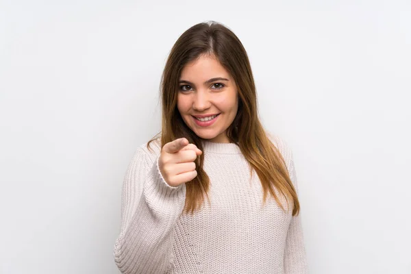 Giovane Ragazza Con Maglione Bianco Punta Dito Contro — Foto Stock