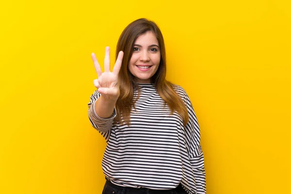 Chica Joven Sobre Pared Amarilla Feliz Contar Tres Con Los —  Fotos de Stock