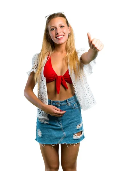 Chica Rubia Vacaciones Verano Dando Gesto Hacia Arriba Pulgares Sonriendo — Foto de Stock
