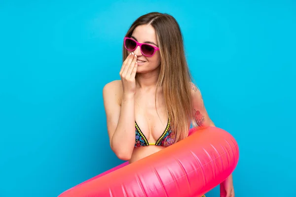 Mujer Joven Bikini Vacaciones Verano Sonriendo Mucho — Foto de Stock