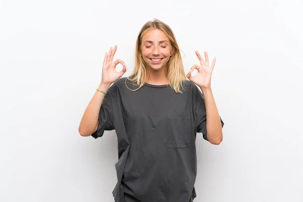 Blonde Young Woman Isolated White Background Zen Pose — Stock Photo, Image