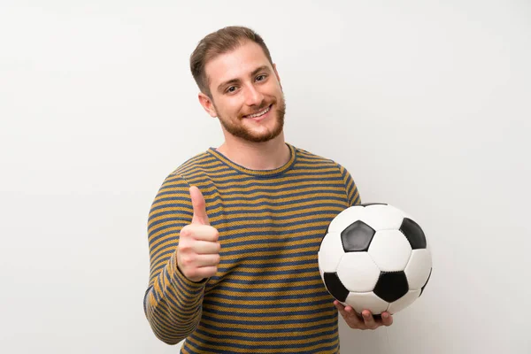 Knappe Man Geïsoleerde Witte Muur Houden Een Voetbal Bal — Stockfoto