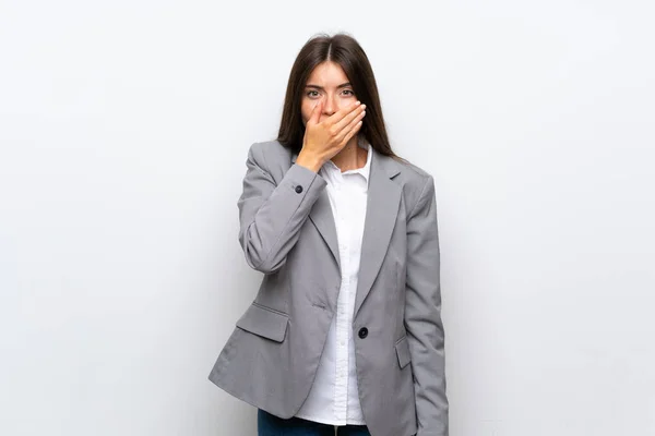Junge Geschäftsfrau Über Isoliertem Weißen Hintergrund Der Mund Mit Händen — Stockfoto