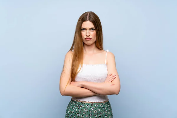 Jovem Mulher Sobre Isolado Azul Fundo Sentimento Chateado — Fotografia de Stock