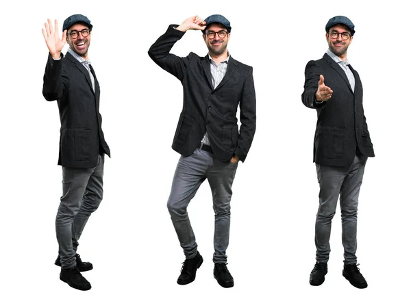 Conjunto de homem moderno bonito feliz com boina e óculos — Fotografia de Stock