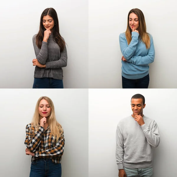 Collage Människor Tittar Ner Med Handen Hakan — Stockfoto
