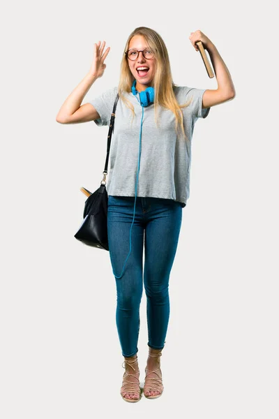 Ganzkörper Studentinnen Mit Brille Und Schockiertem Gesichtsausdruck Klaffend Weil Ich — Stockfoto