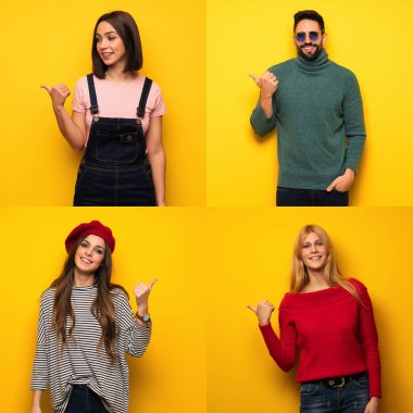 Tarafına işaret insanların ürün sunmak için ayarla