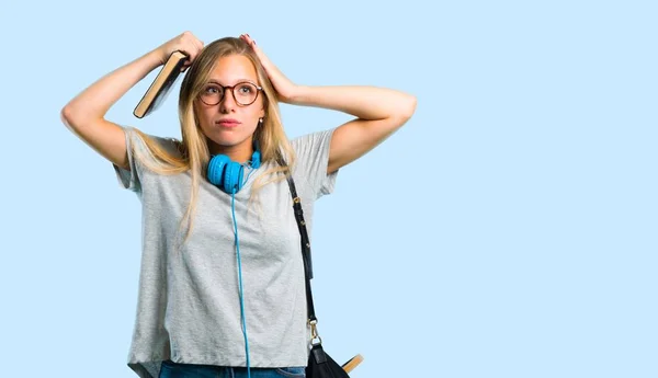 Estudiante Chica Con Gafas Toma Las Manos Cabeza Porque Tiene —  Fotos de Stock