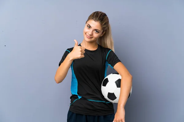 Sarışın Futbolcu Genç Kız Iyi Bir Şey Oldu Çünkü Başparmak — Stok fotoğraf