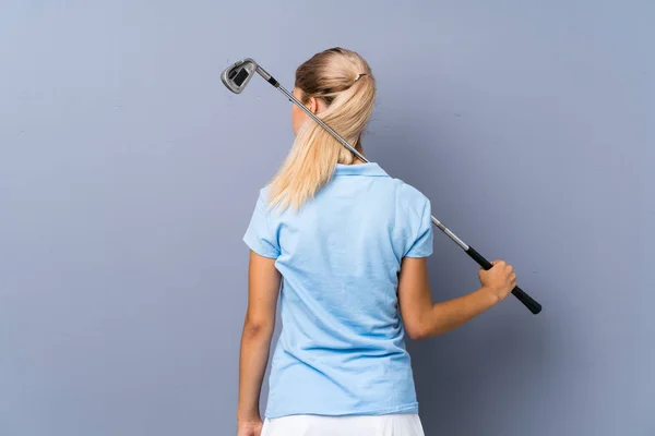 Teenager Golfer Girl Grey Wall — Stock Photo, Image