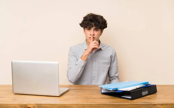 Young Student Man Laptop Showing Sign Silence Gesture Putting Finger — Stock Photo, Image